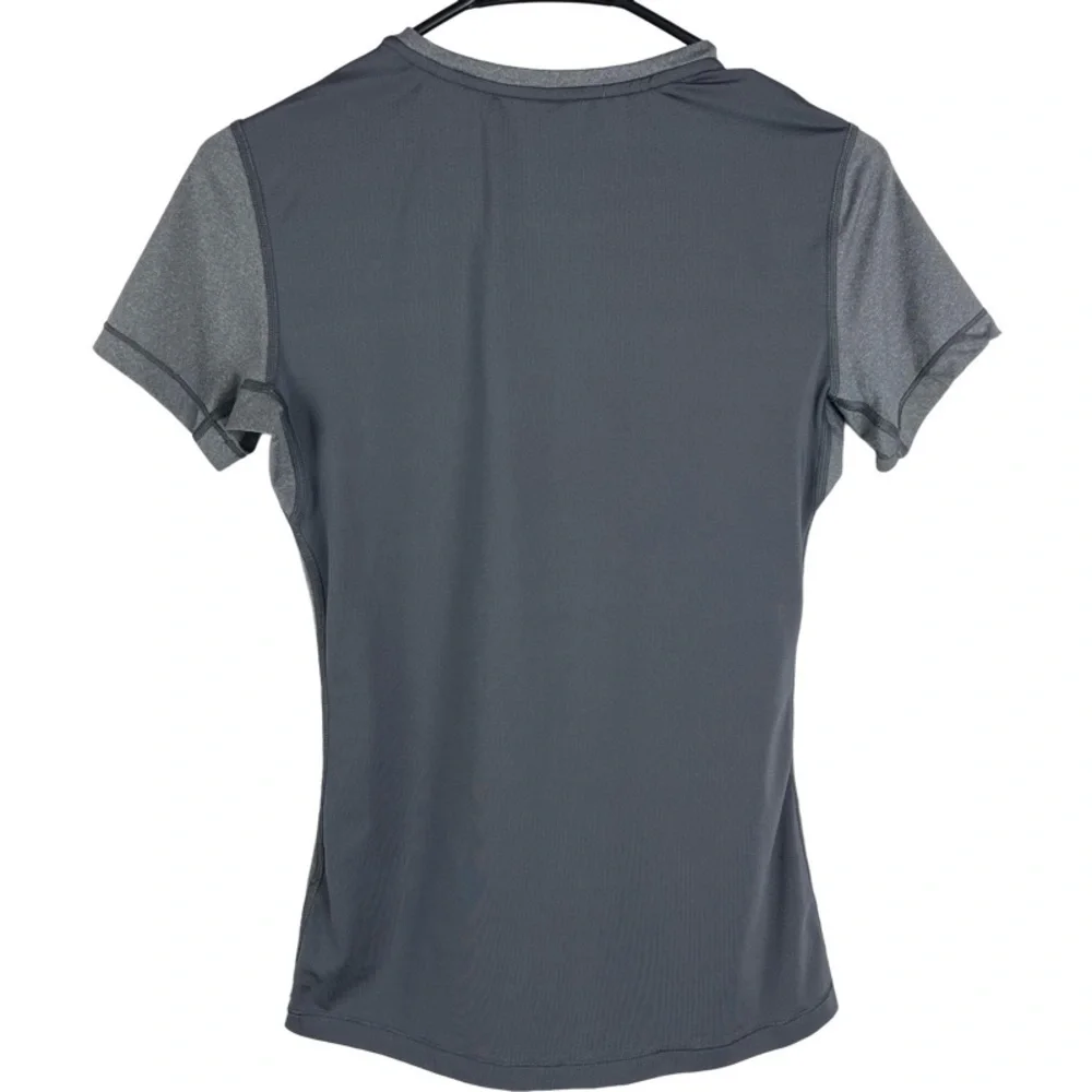 ✅ Nike Pro Woman’s Dri Fit Gray Workojt Tee shirt size M